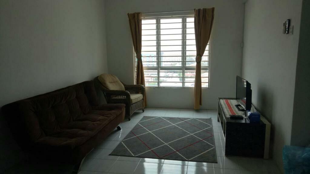 Affordable Stay @ Rue'S Villa Tropika Apartment, Ukm Бангі Екстер'єр фото